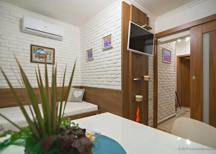 Art * ヴェリコ・タルノヴォ